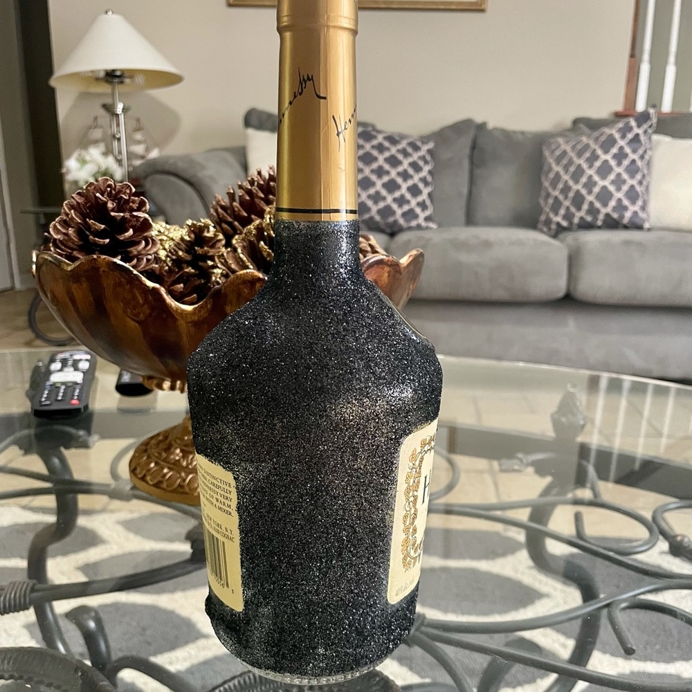 Glittered Hennessy Bottle - Picture 3 of 6